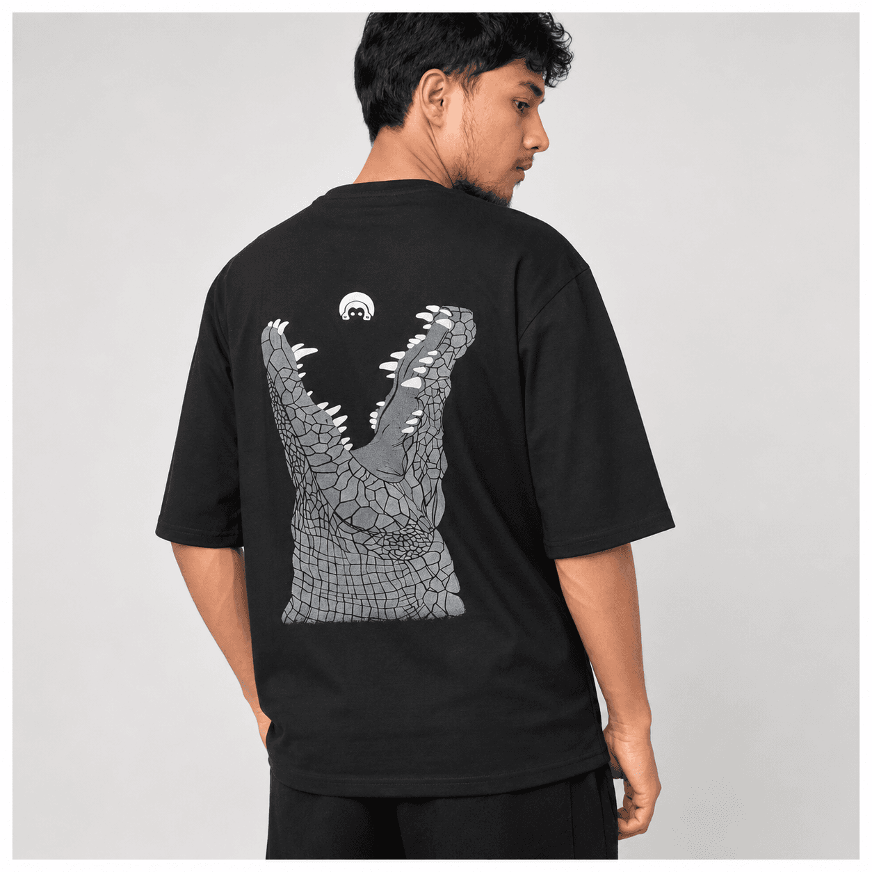 Urban Graphic Back Print Oversized T-Shirt – Premium Cotton Streetwear Tee for Men